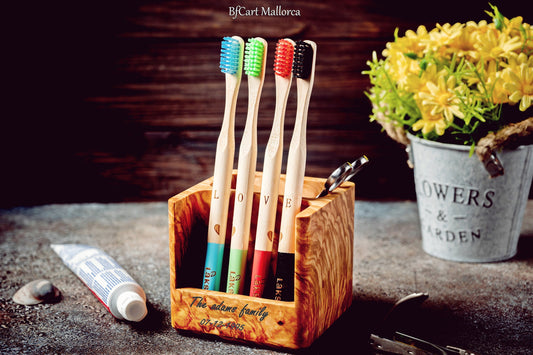 Personalized Olive Wood Toothbrush Holder with Bamboo Toothbrushes