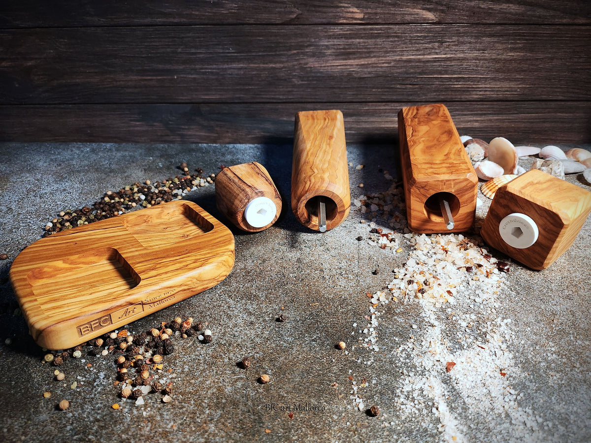 Handcrafted Olive Wood Salt and Pepper Mill Set with Tray