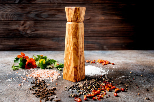 Pepper Mill Grinder, Pepper Mills, Pepper Mill Olive Wood, Salt Mill, Salt and Pepper Shaker, Vintage Pepper Shaker, Pepper Grinder Handmade
