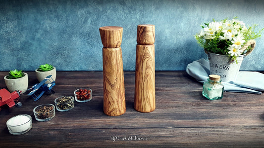 Wooden Salt and Pepper Ceramic Grinder Set, Handcrafted Wooden Pepper Mill vintage, Handmade Grinding for Peppers and Salts