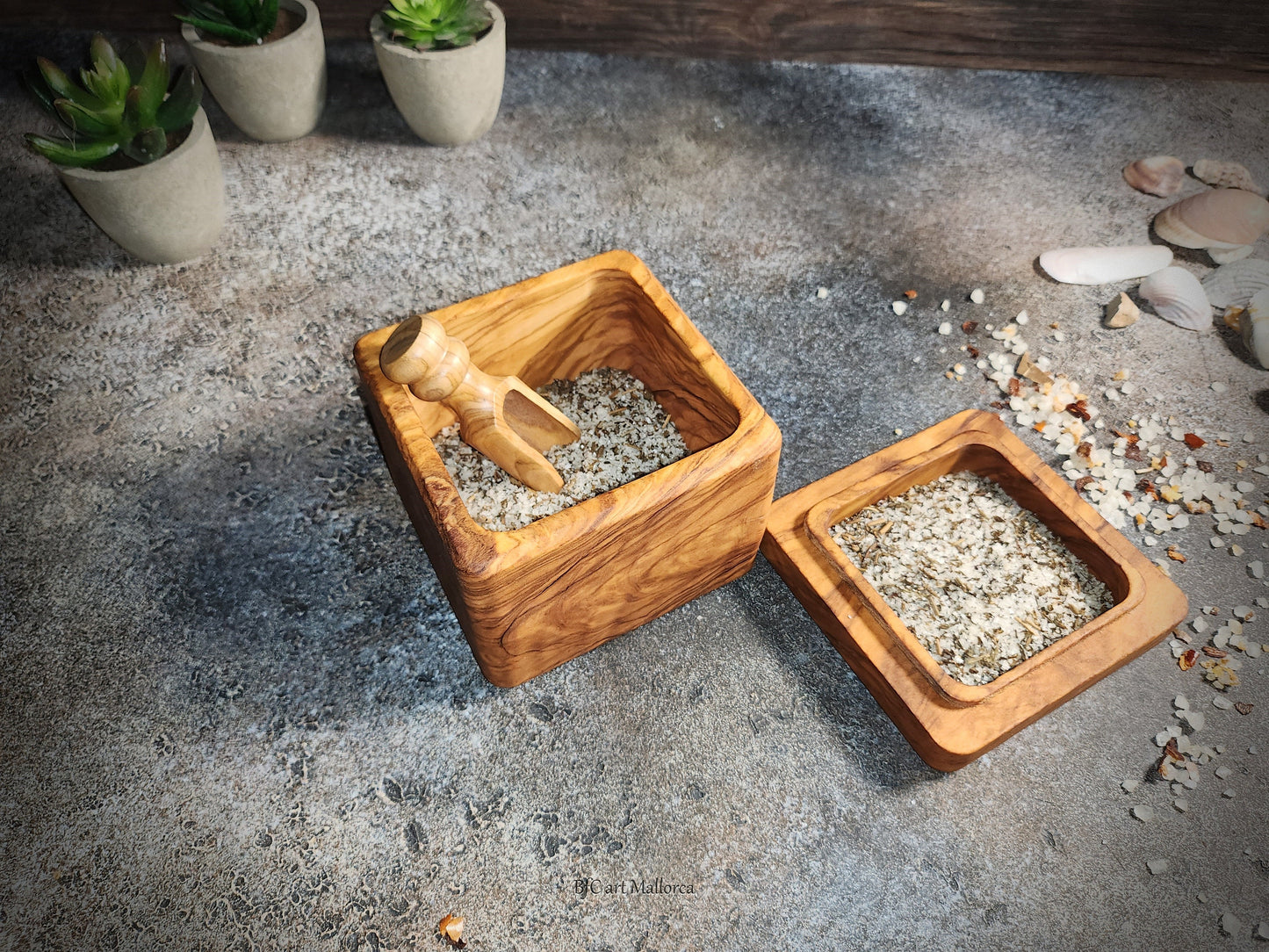 Olive Wood Salt Cellar With Lid and spoon of salt, Wooden Salt Holder with lid usable on table, Handmade Salt Container wooden Pinch Bow