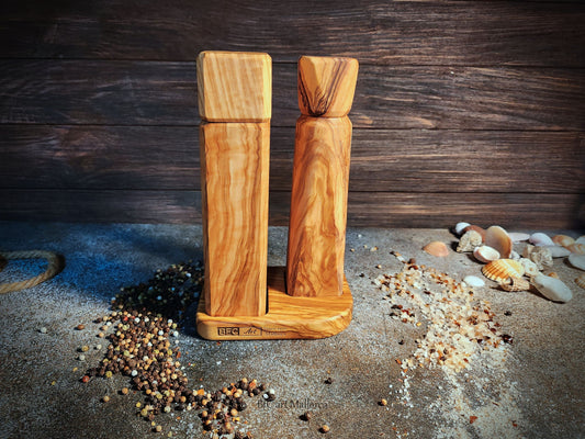 Salt and pepper grinder set handmade with base, Set of 2 Salt and Pepper of Olive Wood with ceramic mechanism and tray, Pepper mill Tray