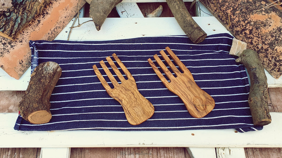 Olive Wood Salad Hands, BfCart Mallorca, Salad Server