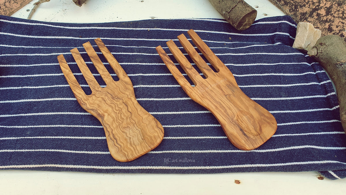 Olive Wood Salad Hands, BfCart Mallorca, Salad Server