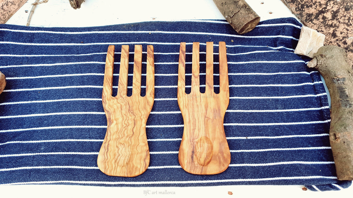 Olive Wood Salad Hands, BfCart Mallorca, Salad Server