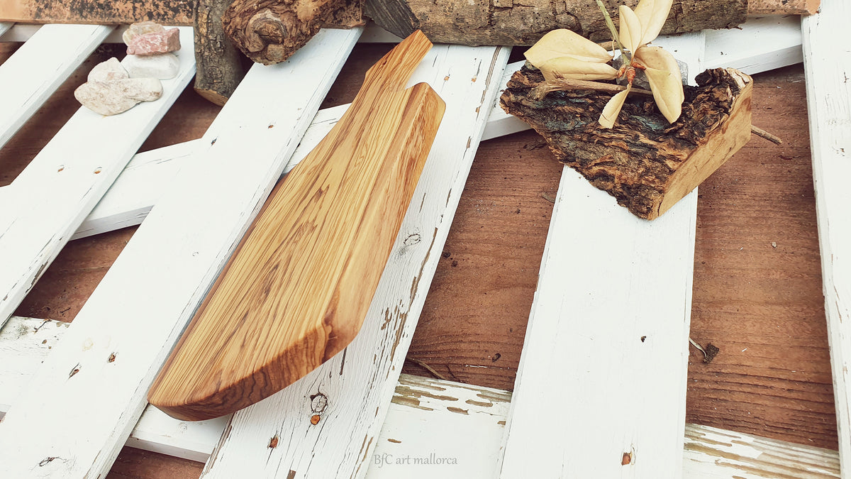 Olive Wood Cutting Board with Handle, Rustic Charcuterie Cheese Tray