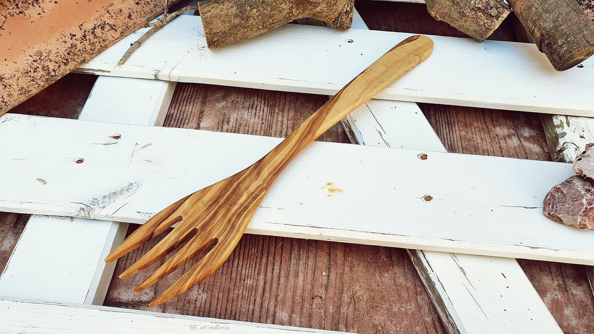 Handmade Olive Wood Kitchen Fork, Elegant Spaghetti Fork (13.75in)