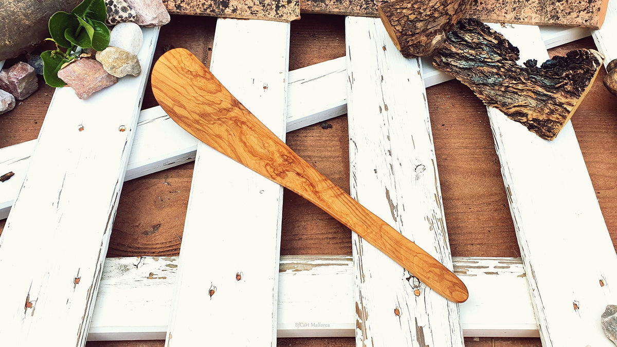 Olive Wood Wok Spatula, Stir Fry Paddle, Wooden Serving Tool