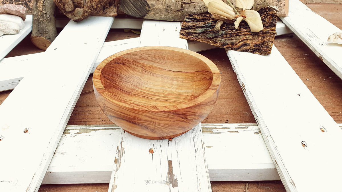Set of 4 Olive Wood Salad Bowls, Rustic Kitchen Decor