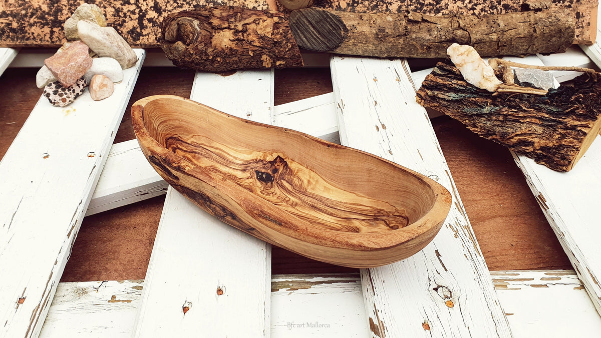 Wooden Bowls Olive Wood, Live Edge Long Bowls, Long Wooden Bowls, Wooden Plate, Fruit Plate Rustic Bowls, Boat Shaped Bowl, Bread Baskets
