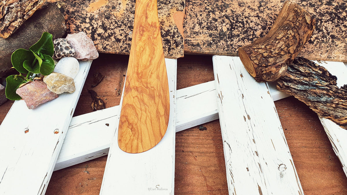 Olive Wood Wok Spatula, Stir Fry Paddle, Wooden Serving Tool