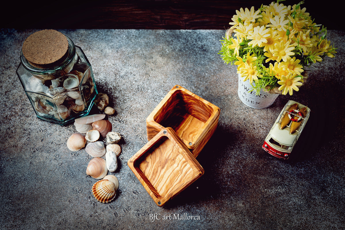 Custom Olive Wood Salt Cellar: Magnetic Lid & Spoon