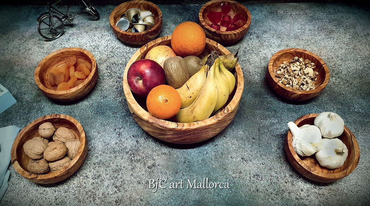 Set big Bowl and 6 Individual Olive Wood small Bowls, Mixing bowl and main large bowl, Main bowl and 6 serving bowl Appetizers and Sauces