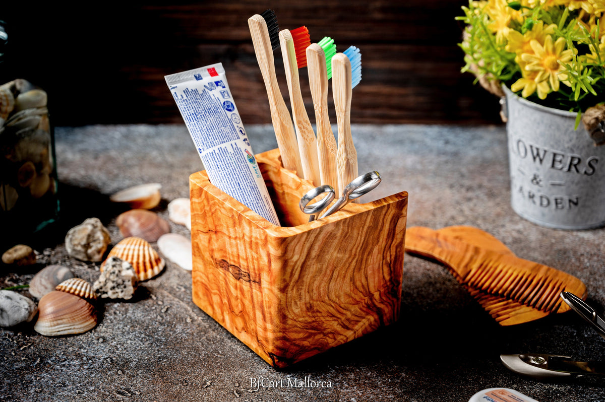 Personalized Olive Wood Toothbrush Holder with Bamboo Toothbrushes