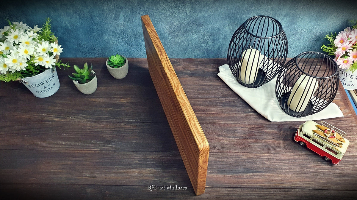 Customizable olive wood chopping board, ideal for wedding gifts, new home, birthdays, etc.