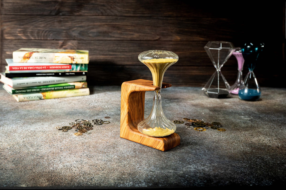 Sand clock 10 min made of olive wood, original design of the handmade interchangeable hourglass