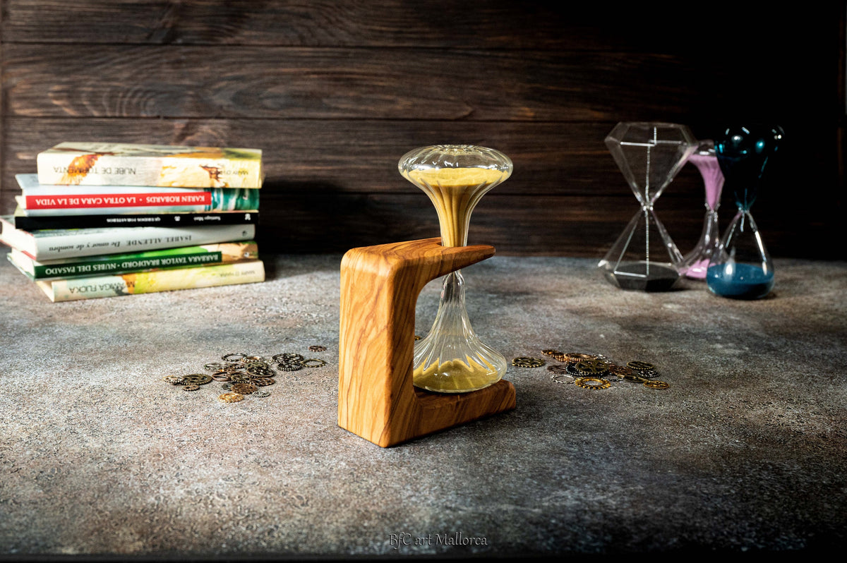 Sand clock 10 min made of olive wood, original design of the handmade interchangeable hourglass