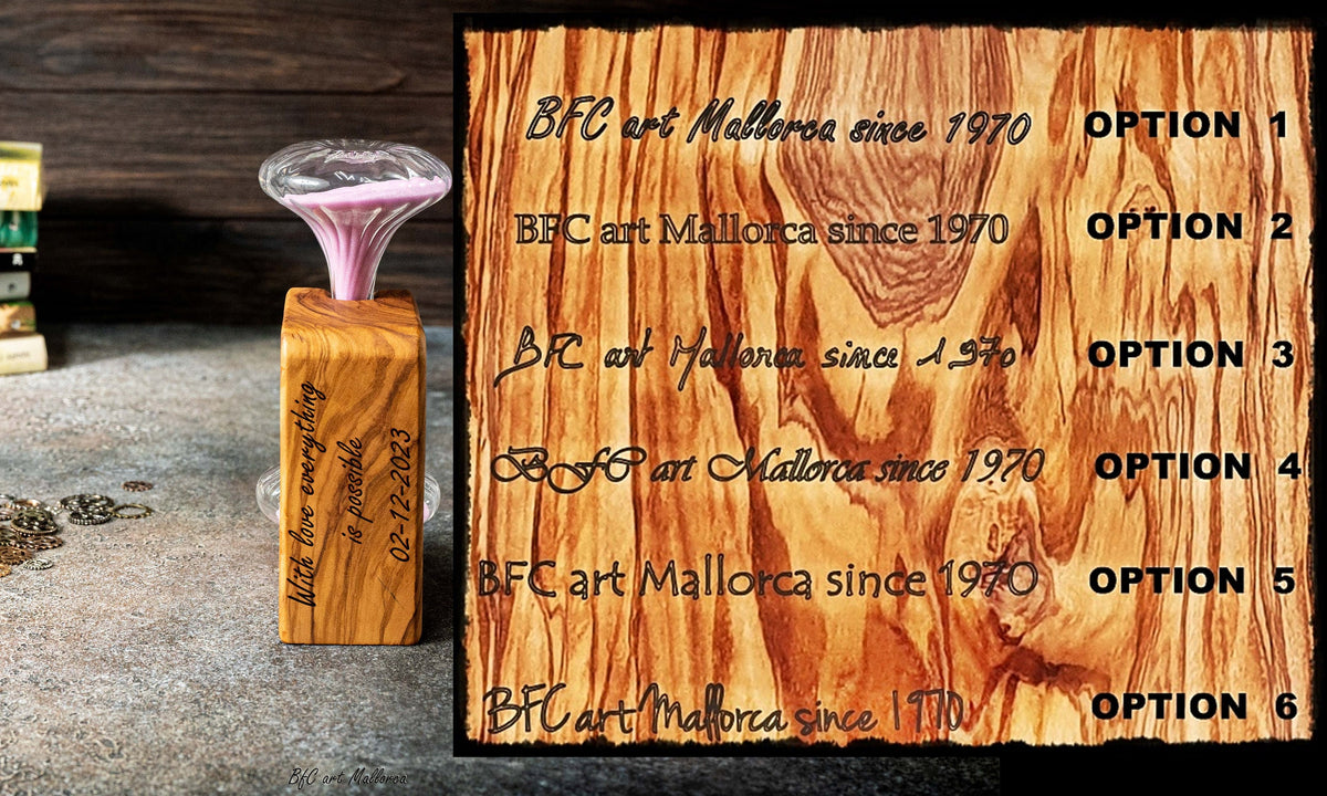 Customizable Hourglass original design with an olive wood support 10 min