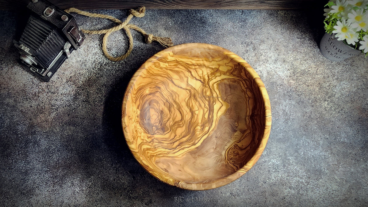 Handmade Olive Wood Salad Bowl, Decorative Centerpiece Bowl