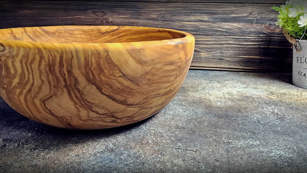 Handmade Olive Wood Salad Bowl, Decorative Centerpiece Bowl