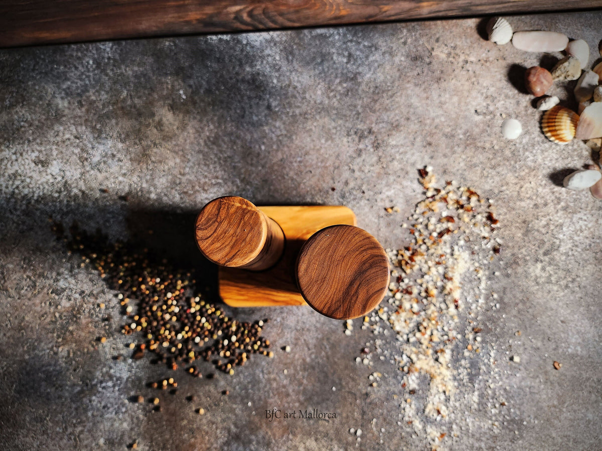 Handcrafted Olive Wood Salt and Pepper Mill Set with Tray
