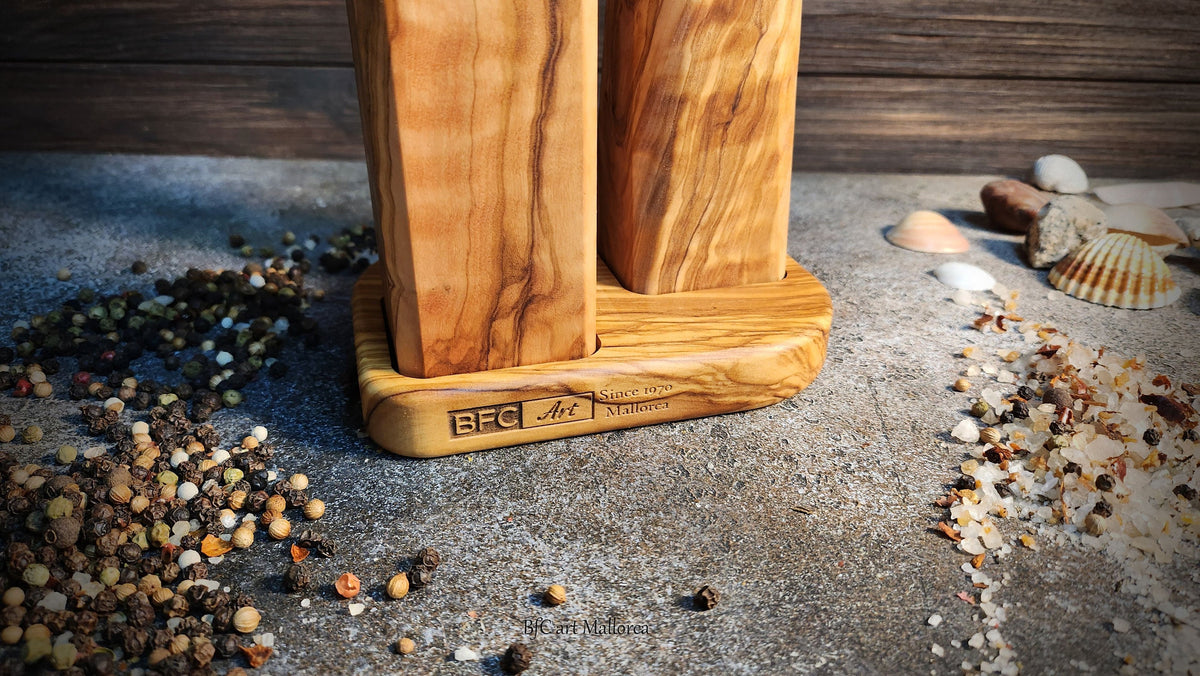 Handcrafted Olive Wood Salt and Pepper Mill Set with Tray