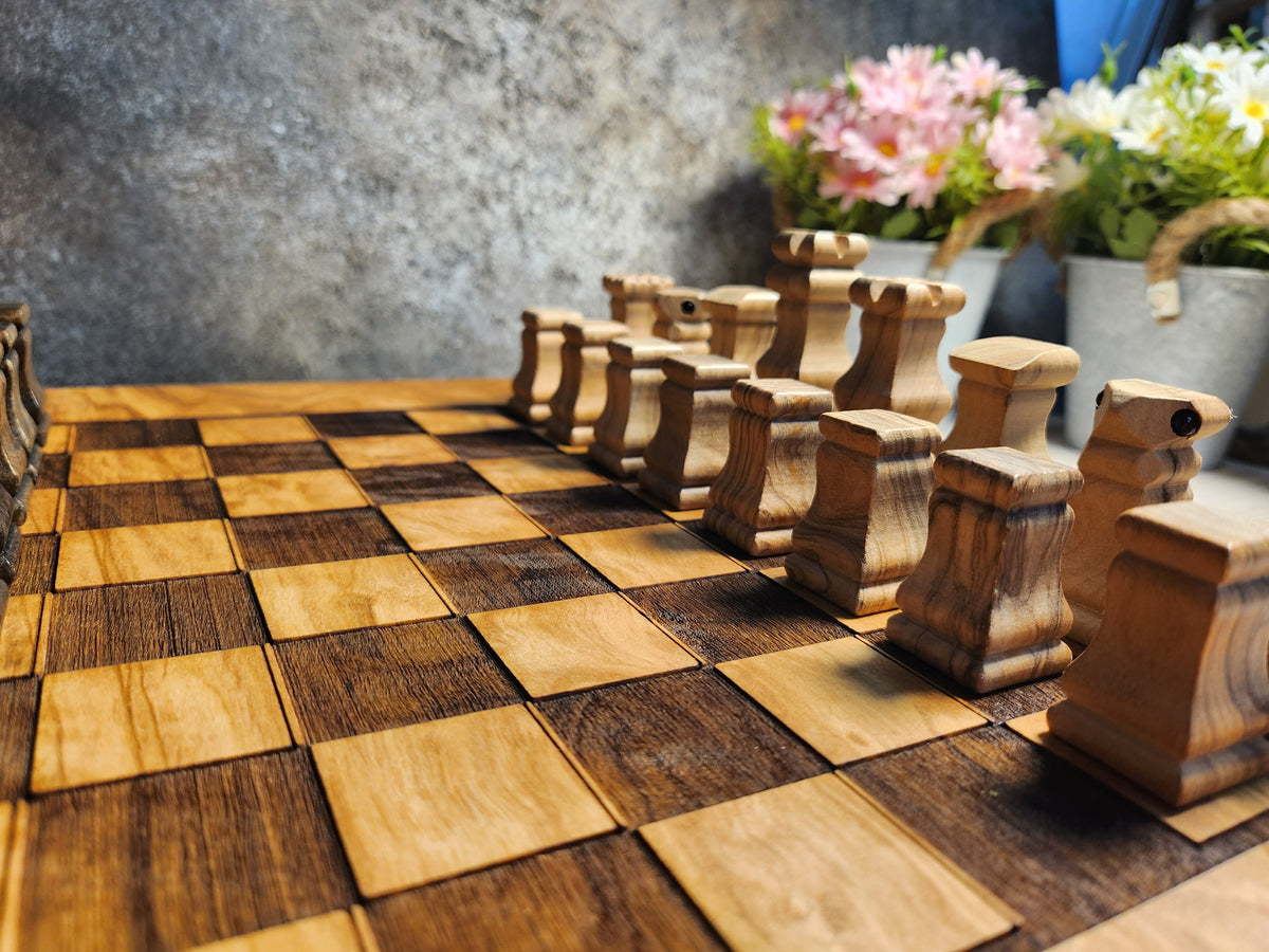 Rustic Olive Wood Chess Set: Handcrafted Game Board & Decor