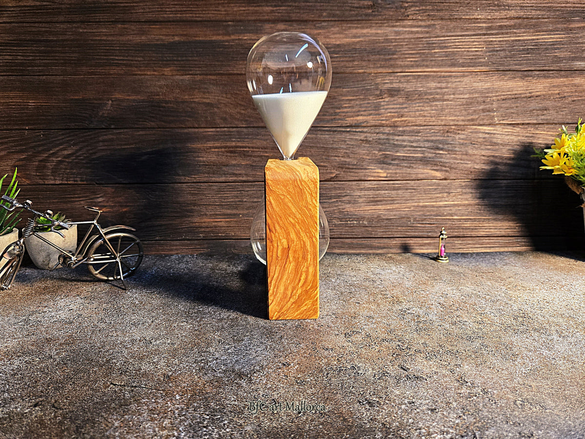 Handcrafted 50-Minute Olive Wood Hourglass, Unique Design by BFC Art Mallorca, Customizable Gift, Elegant Decor Piece
