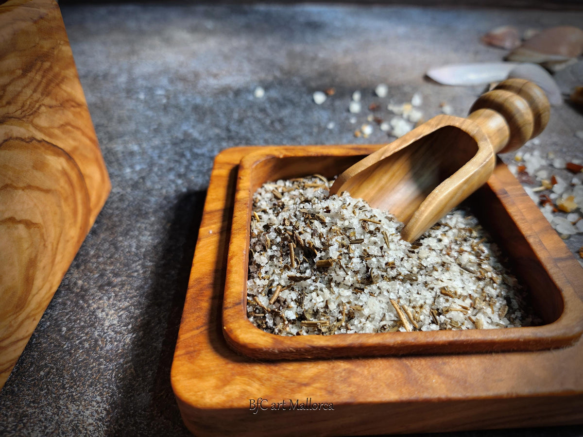 Personalized Handcrafted Olive Wood Salt Cellar with Lid & Spoon – Unique Kitchen Gift
