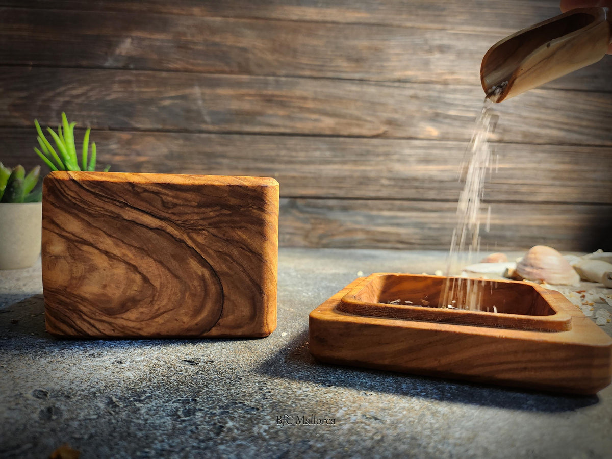 Personalized Handcrafted Olive Wood Salt Cellar with Lid & Spoon – Unique Kitchen Gift