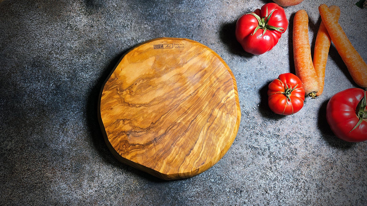 Customizable olive wood plate