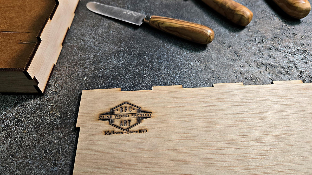 Olive Knife Set with Gift Box