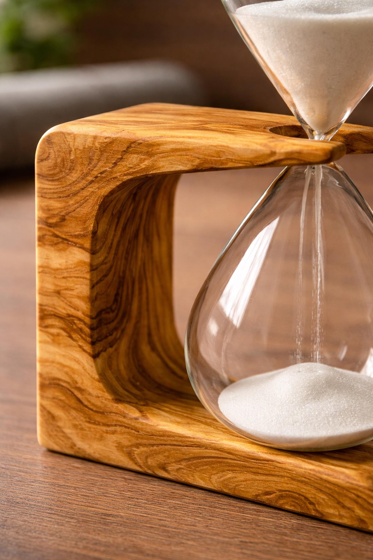 Handcrafted 50-Minute Olive Wood Hourglass, Unique Design by BFC Art Mallorca, Customizable Gift, Elegant Decor Piece