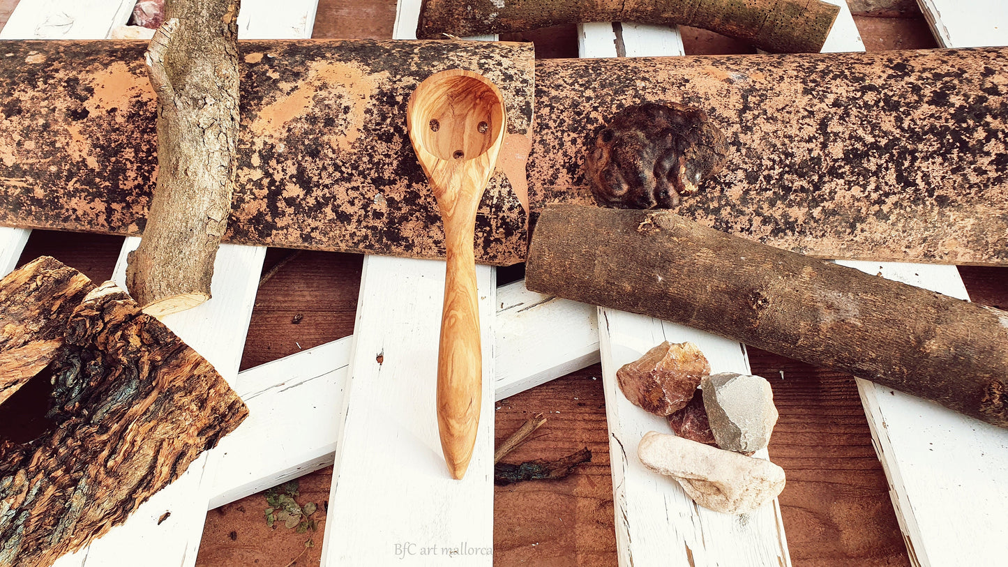 Wooden Spoon, Olives Spoon, Serving Spoon Gift , Wooden cutlery, Spoon With Holes, Olive Wood Spoon, Pasta , Gift For Men, Wedding gift