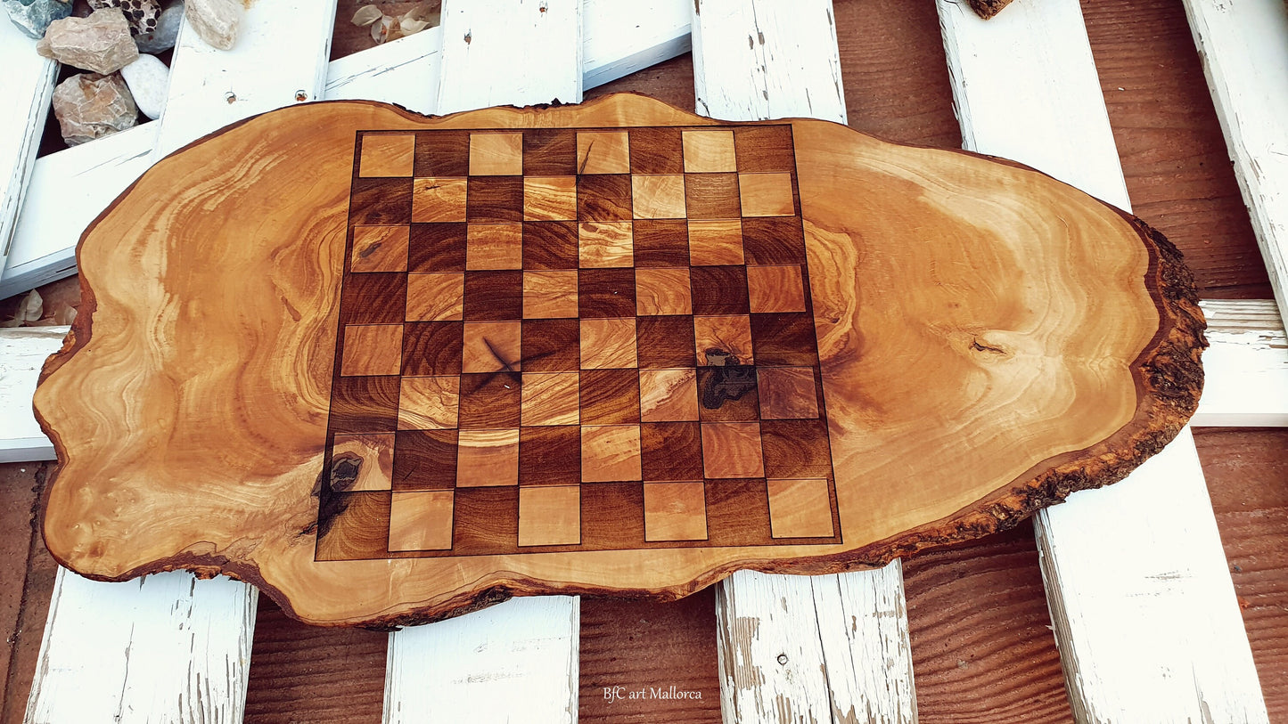 Olive Wood Checkerboard Live edge, Checker Board Game Unique, Original Wooden Checker, Checkered Game for Home Gift and Family