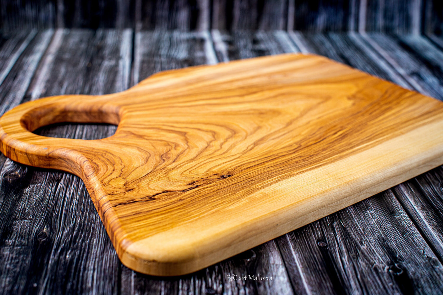 Cutting Board With Handle Olive Wood, Cutting Boards Mallorca design, Olive Wood Cutting Board for Meat And Cheese Tray, Bread Slicer, Cheese Board