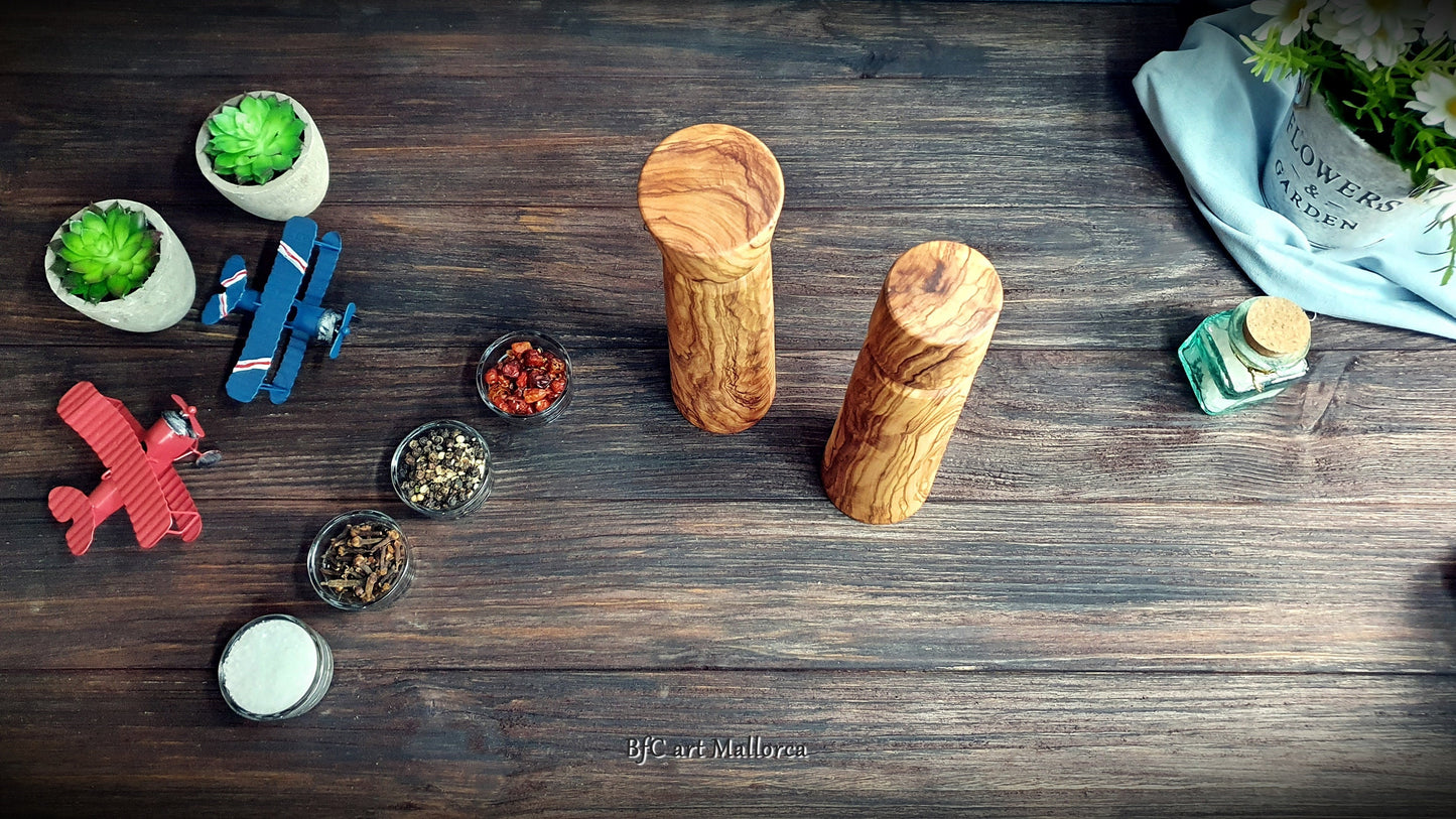 Wooden Salt and Pepper Ceramic Grinder Set, Handcrafted Wooden Pepper Mill vintage, Handmade Grinding for Peppers and Salts